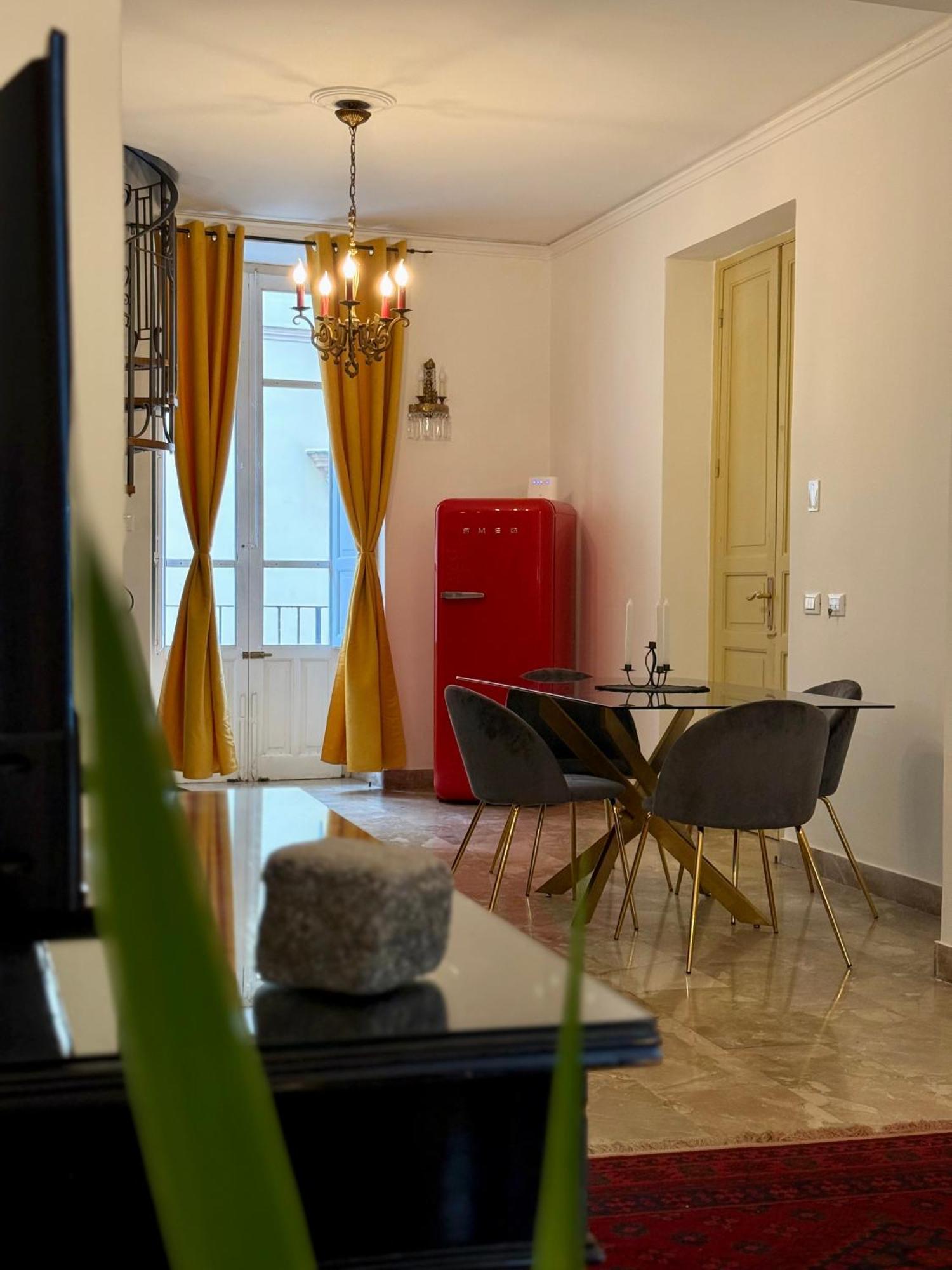 Апартаменты Luxury Palazzo Vannucci *